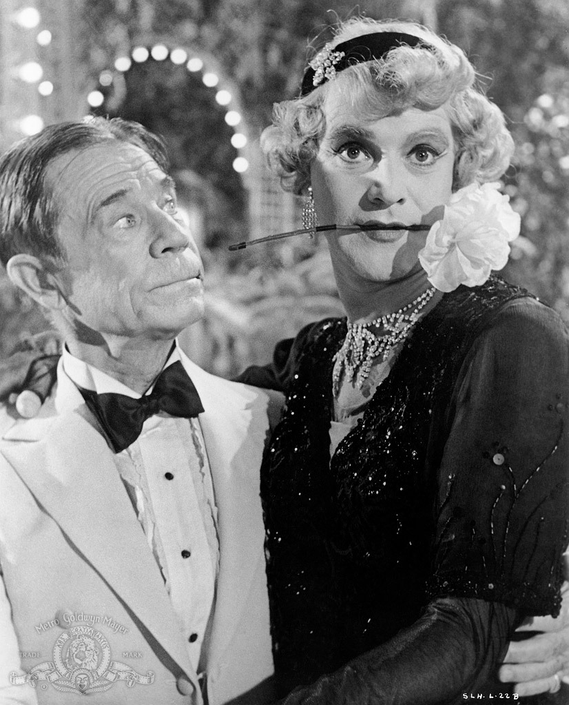 Joe E. Brown and Jack Lemmon dressed as Daphne in Some Like it Hot
