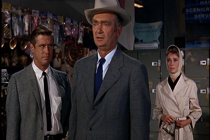 George Peppard, Buddy Ebsen and Audrey Hepburn in the bus station scene